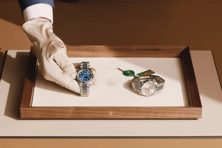 Contatta Manì Boutique, rivenditore Rolex a Sassari