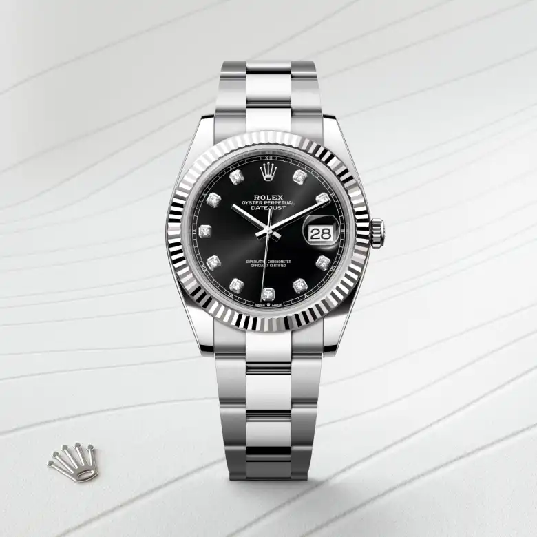 Rolex M126334-0011 - The vibrant black dial