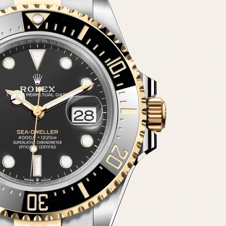 rolex M126603-0001   - La lunetta in ceramica e l’indicazione luminescente